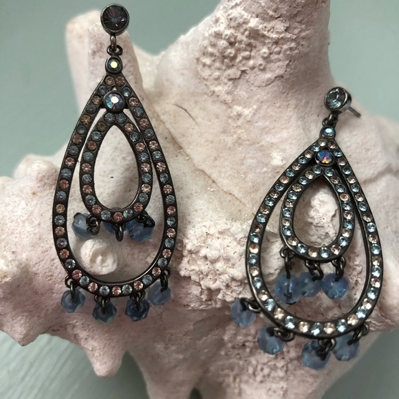 Earrings - Picture 2 of 3